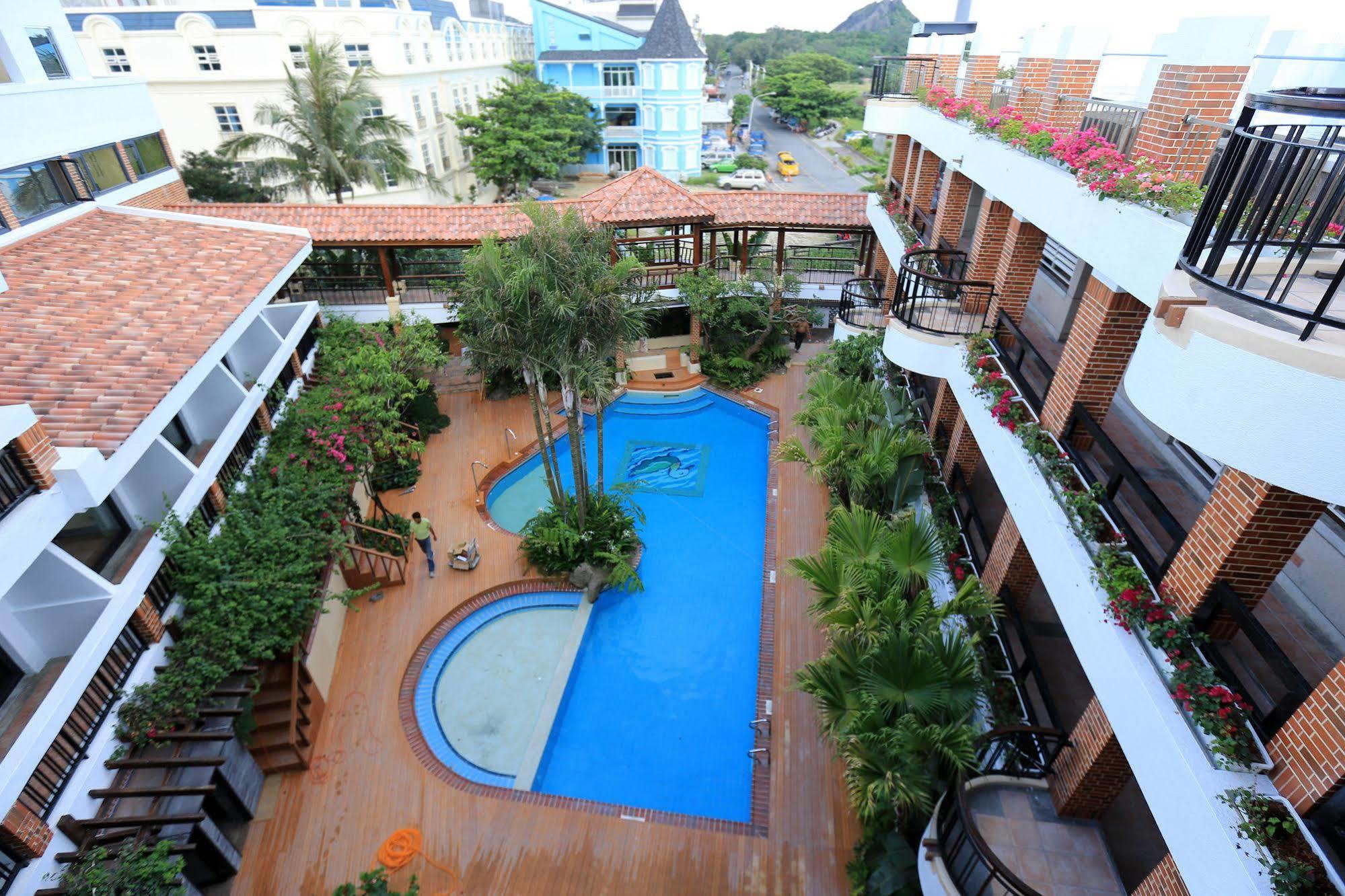 Hotelday Kenting Exteriör bild